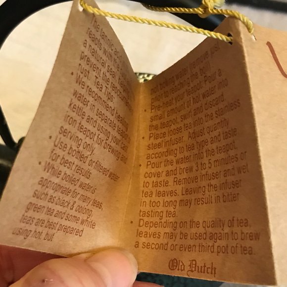 Mini Cast Iron Tetsubin ornate personal tea kettle - Picture 6 of 13